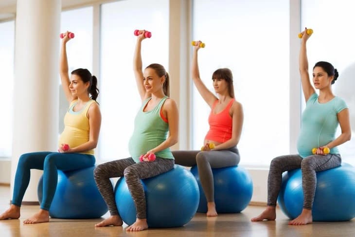 Hướng dẫn vận động thể chất an toàn cho phụ nữ mang thai, sau sinh và người mắc bệnh mãn tính
