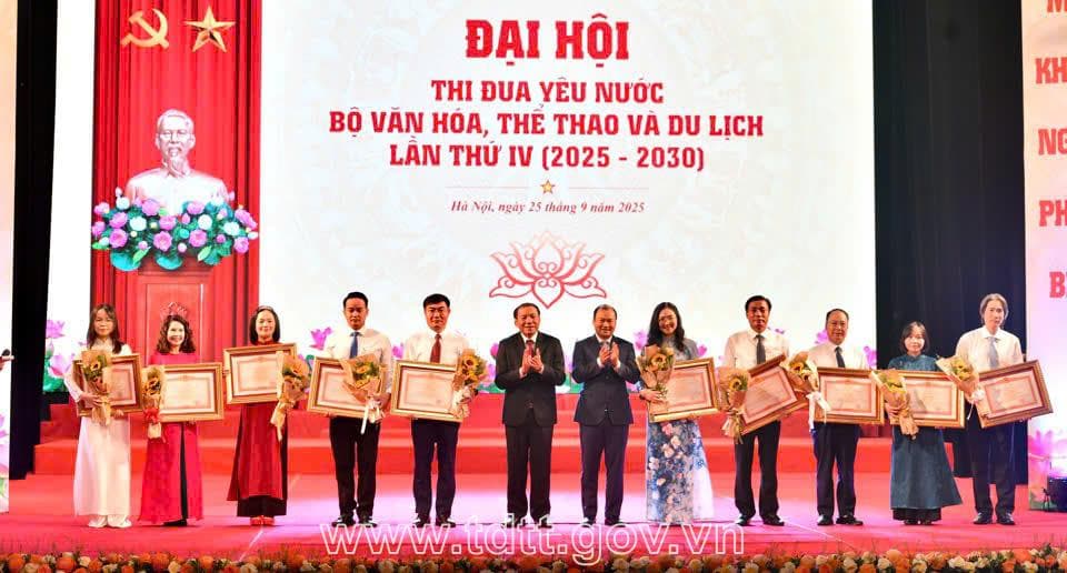 Đại hội cũng đã tặng Bằng khen của Bộ trưởng Bộ VHTTDL cho 21 tập thể và 57 cá nhân đã có thành tích tiêu biểu, xuất sắc trong công tác giai đoạn 2021-2025.